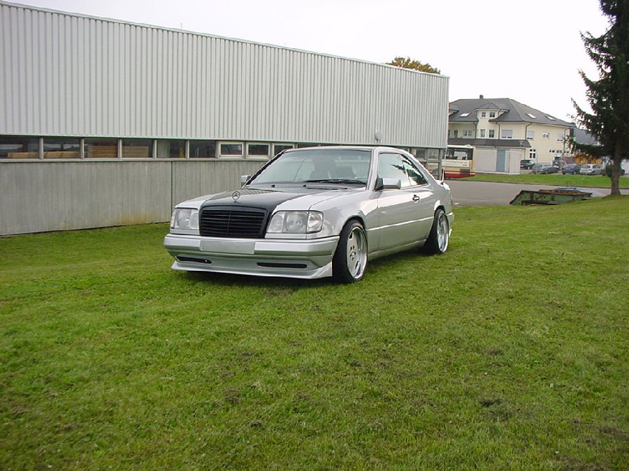 e-klasse_w124_elagance_coupe_45.JPG